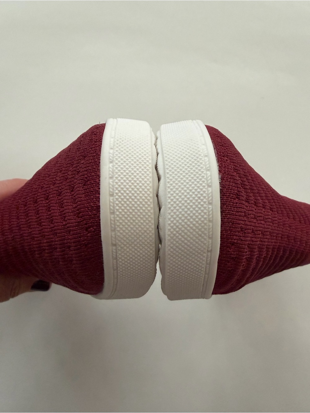 Sonoma Knit Slip-On Sneakers in Berry New w/o tag size 8.5 med - Picture 5 of 10